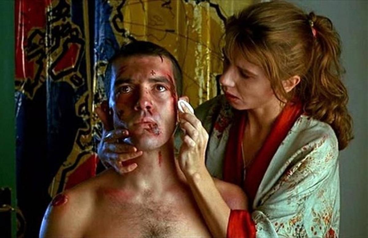 Almodóvar ¡Completo!: Tie Me Up! Tie Me Down! [Átame!]