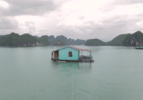 VIETNAM: Farewell Halong